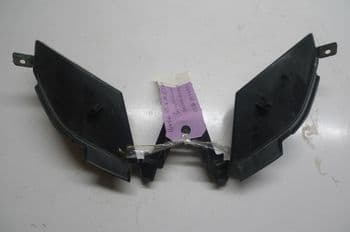 APRILIA RS4 125 BREAKING.  FRONT FAIRING FALSE AIR DUCT DIS.897690 #2  (LOC-C)