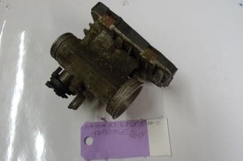 APRILIA RS4 125 BREAKING. THROTTLE BODY BIKE BREAKERS EBAY #2 (LOC-C)