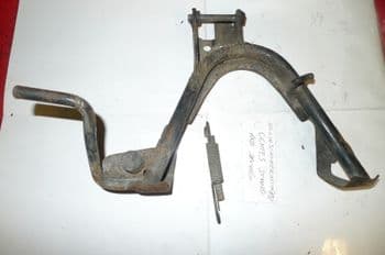 APRILIA SCARABEO 100 CENTER STAND (LOC-A)