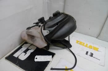 APRILIA SCARABEO 100 FUEL TANK & 2 STROKE OIL BOTTLE (LOC-A)