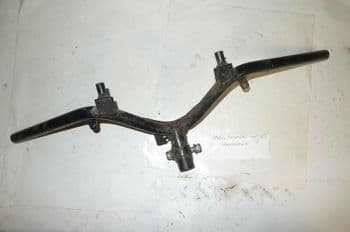 APRILIA SCARABEO 100 HANDLEBARS (LOC-A)