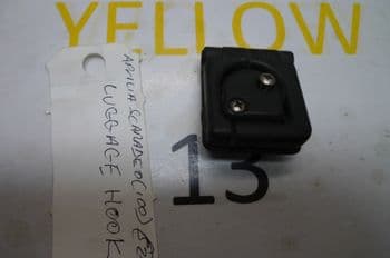 APRILIA SCARABEO 100 LUGGAGE HOOK (LOC-A)
