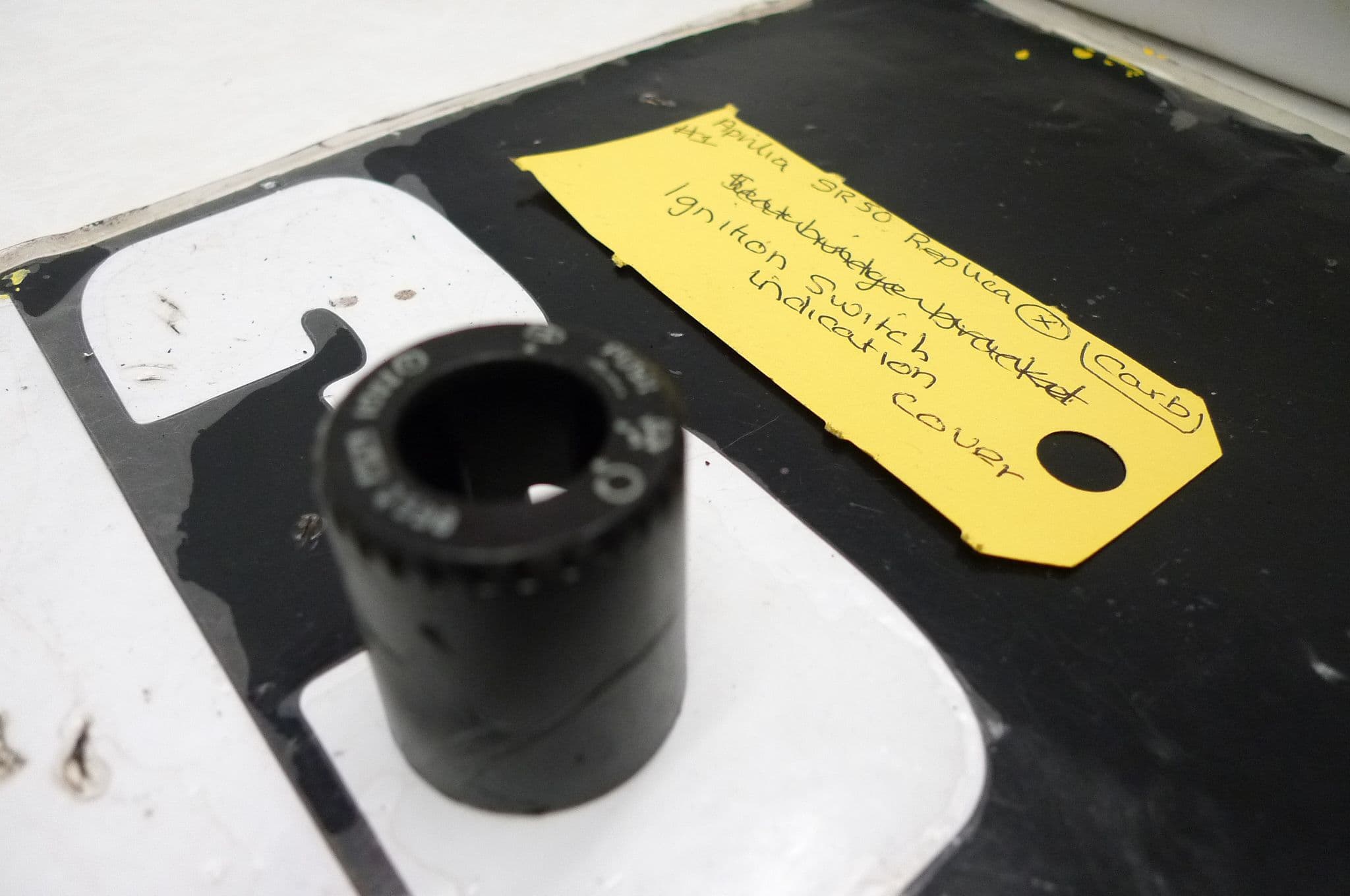 APRILIA SR50 REPLICA IGNITION SWITCH INDICATION POSITION COVER 1 LOC-A