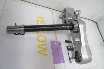 BMW F800ST  BOTTOM YOKE (WEB-STOCK)  (LOC-B)