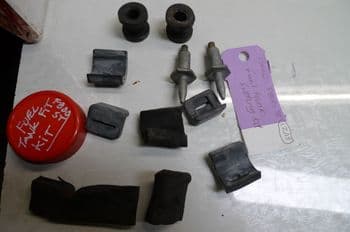 BMW F800ST FUEL TANK FITTING KIT (CON-B)