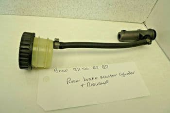 BMW R1150 RT BREAKING.. REAR BRAKE MASTER CYLINDER & RESERVOIR (LOC-F)