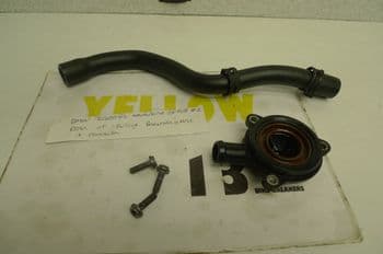 BMW R1200GS ADVENTURE REAR / ENGINE BREATHER HOSE & CONNECTOR #1 (LOC-C)