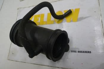 BMW R1200GS ADVENTURE RIGHT AIR BOX TO THROTTLE BODY RUBBER #1 (LOC-C)