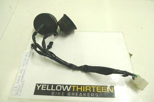 CF MOTO 650 NK NAKED FRONT HEADLIGHT LOOM + BULB HOLDER YELLOW 13 #1(LOC-F)