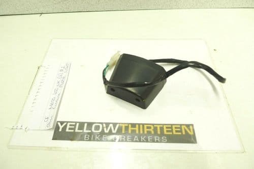 CF MOTO 650 NK NAKED REAR LICENCE PLATE LIGHT YELLOW 13 BREAKERS #1(LOC-F)