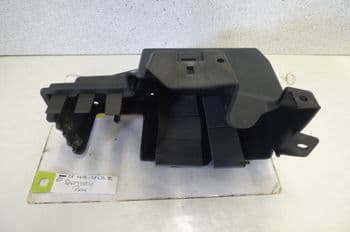 CF MOTO CF650 - 2 TR BATTERY BOX A000-041601. (LOC-C)