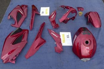 CF MOTO CF650 - 2 TR FAIRINGS ASSORTMENT 10 ITEMS. ((WEB-STOCK)) (LOC-C)
