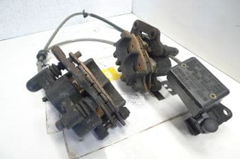CF MOTO CF650 - 2 TR FRONT BRAKE CALIPERS + HOSES + MASTER CYLINDER. (LOC-C)