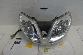 CF MOTO CF650 - 2 TR FRONT HEADLIGHT / HEADLAMP. (LOC-C)