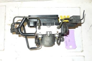 HONDA CB1300 BREAKING. ABS UNIT, PUMP UNIT (LOC-C)