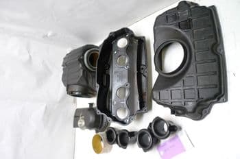 HONDA CB1300 BREAKING. AIRBOX (LOC-C)