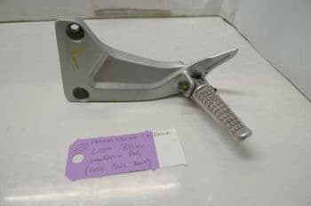 HONDA CB1300 BREAKING. (LEFT) PILLION FOOT HANGER + PEG (LOC-C)