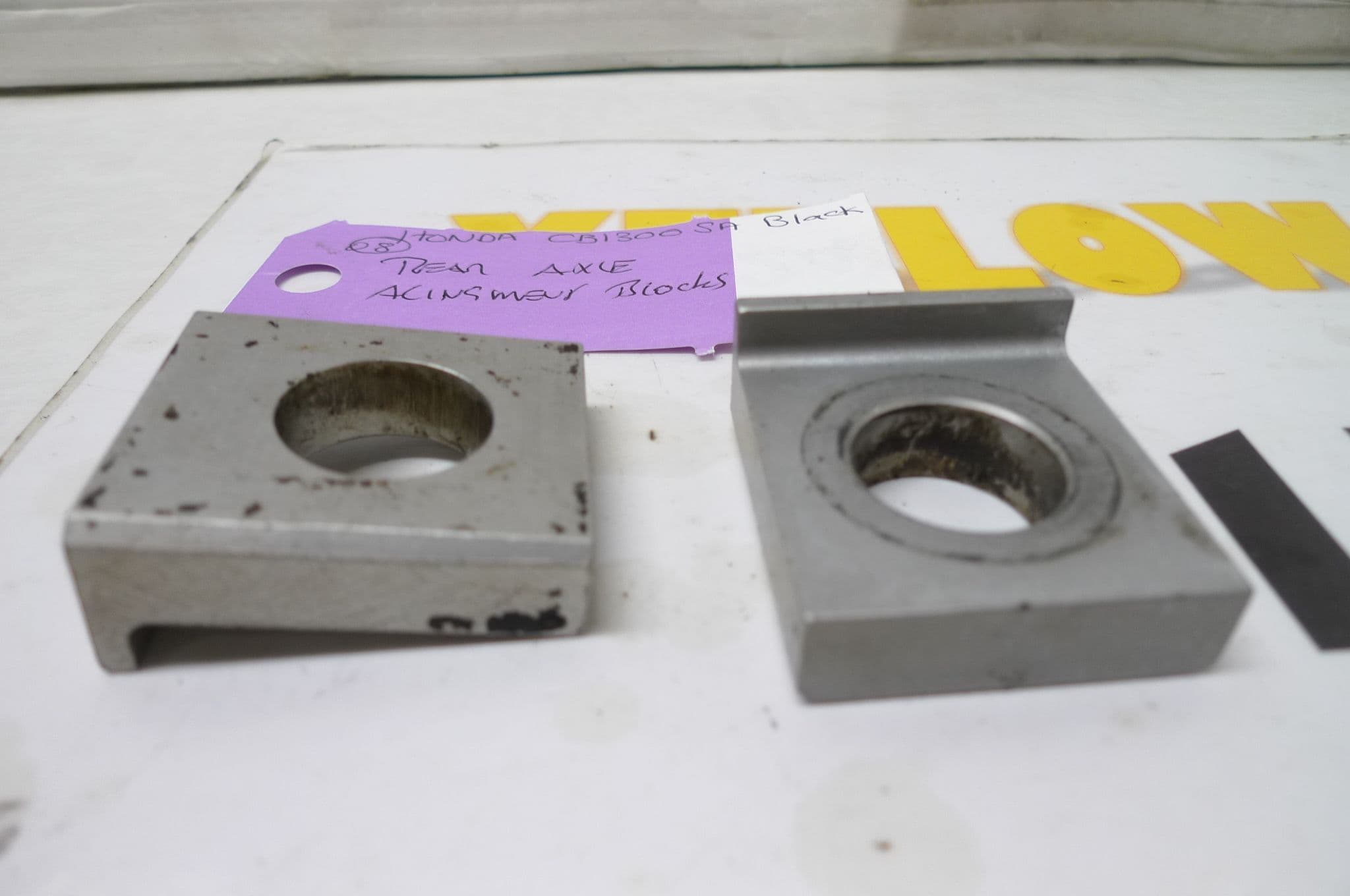 HONDA CB1300 BREAKING REAR AXLE ALIGNMENT BLOCKS LOC-C