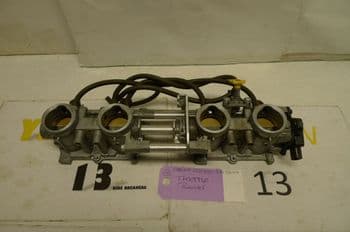 HONDA CB1300 BREAKING.   THROTTLE BODIES    (LOC-C)
