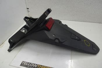 HONDA CB650 F 80106-K35-001 FENDER RR (O) (LOC-F)