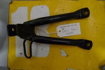 HONDA CBF 125 CBF125 2010 LEFT HAND PILLION FOOT HANGER (LOC-C)