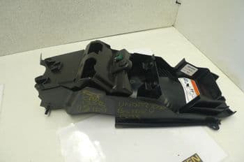 HONDA CBR125 RSF UNDERTRAY + BATTERY BOX FENDER REAR B #9 (CON-B)