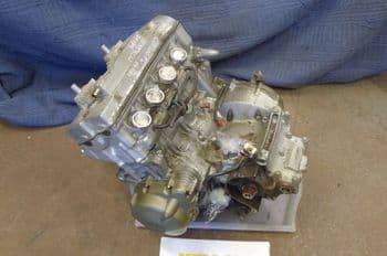 HONDA CBR600 F4 i  ENGINE  #4 (LOC-D)
