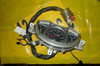 HONDA LEAD NHX 110 WH-8 BREAKING. INSTRUMENTS #5 ((WEB-STOCK))((A-SK)) (67-A)