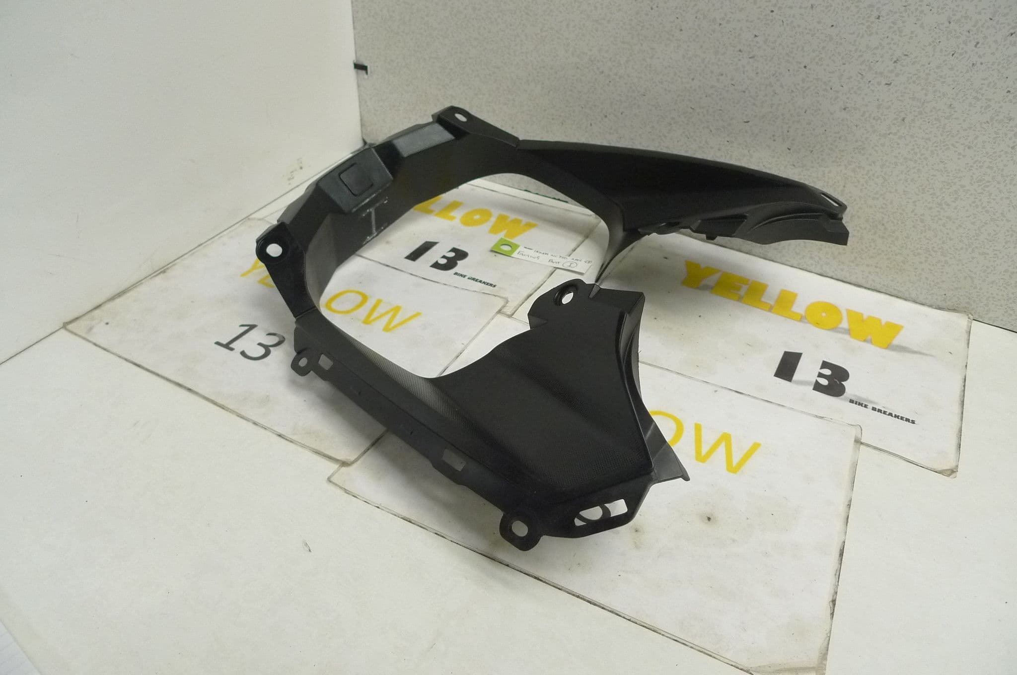 HONDA NC750 FAIRING PART I COVER INNER UPPER 61317-MKA-D800 CON-F