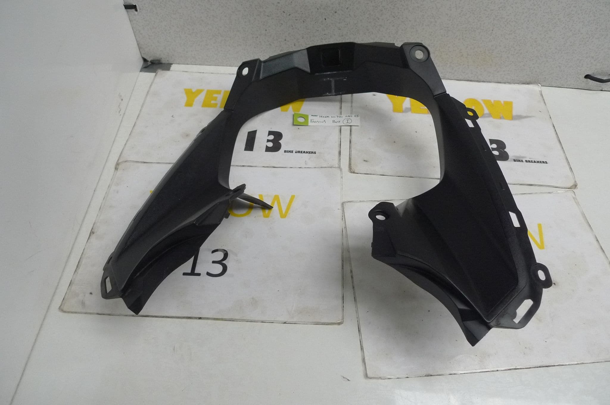HONDA NC750 FAIRING PART I COVER INNER UPPER 61317-MKA-D800 CON-F