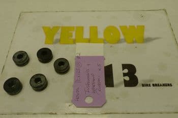 HONDA PCX125 INSTRUMENT + HEADLAMP RUBBERS x 5 #2 (LOC-F)