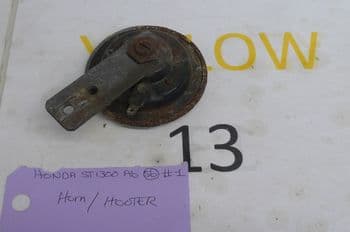 HONDA ST1300 A6 PAN EUROPEAN. HORN HOOTER #1 (67-B)