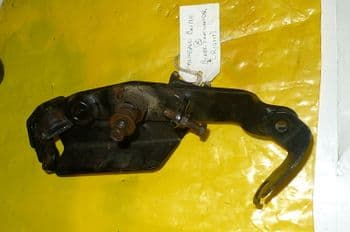 KAWASAKI BN125 BN 125 ELIMINATOR 2000 R RIDERS FOOT REST HANGER BRACKET (LOC-C)
