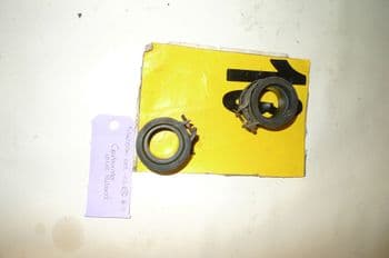 KAWASAKI ER5 C-1 BREAKING. CARBURETTOR INLET RUBBERS #5 (CON-D)