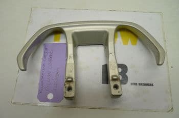 KAWASAKI ER5 C-1 BREAKING. PILLION GRAB RAIL / SISSY BAR #5(CON-D)