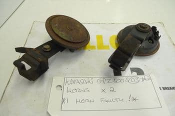 KAWASAKI GPZ500 S 2 X HORNS ONE HAS FAULT #2 (CON-B)