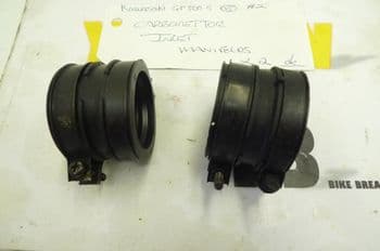 KAWASAKI GPZ500 S  CARBURETTOR INLET MANIFOLD RUBBERS X2  #2 (CON-B)