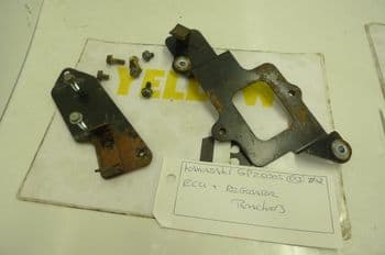 KAWASAKI GPZ500 S ECU & REGULATOR BRACKETS #2 (CON-B)