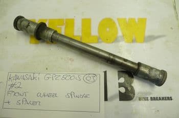 KAWASAKI GPZ500 S  FRONT WHEEL SPINDLE & SPACERS   #2 (CON-B)