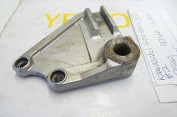 KAWASAKI GPZ500 S REAR BRAKE CALIPER CARRIER BRACKET #2 (CON-B)