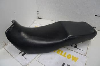 KAWASAKI GPZ500 S   SEAT UNIT   #2 (CON-B)