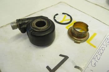 KAWASAKI GPZ500 S   SPEEDOMETER DRIVE & SPECIAL SPACER   #2 (CON-B)