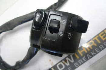 KAWASAKI ZX6-R  LEFT HANDLEBAR SWITCH GEAR    YELLOW 13 BIKE BREAKERS  #2(LOC-F)