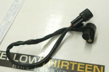 KAWASAKI ZX6-R SPEEDOMETER SENSOR          YELLOW 13 BIKE BREAKERS  #2(LOC-F)