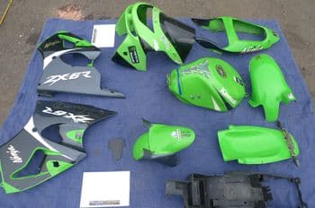 KAWASAKI ZX6-R ZX600-G2 BREAKING. REQUEST A PART OR VISIT OUR EBAY SHOP  #2(LOC-F)