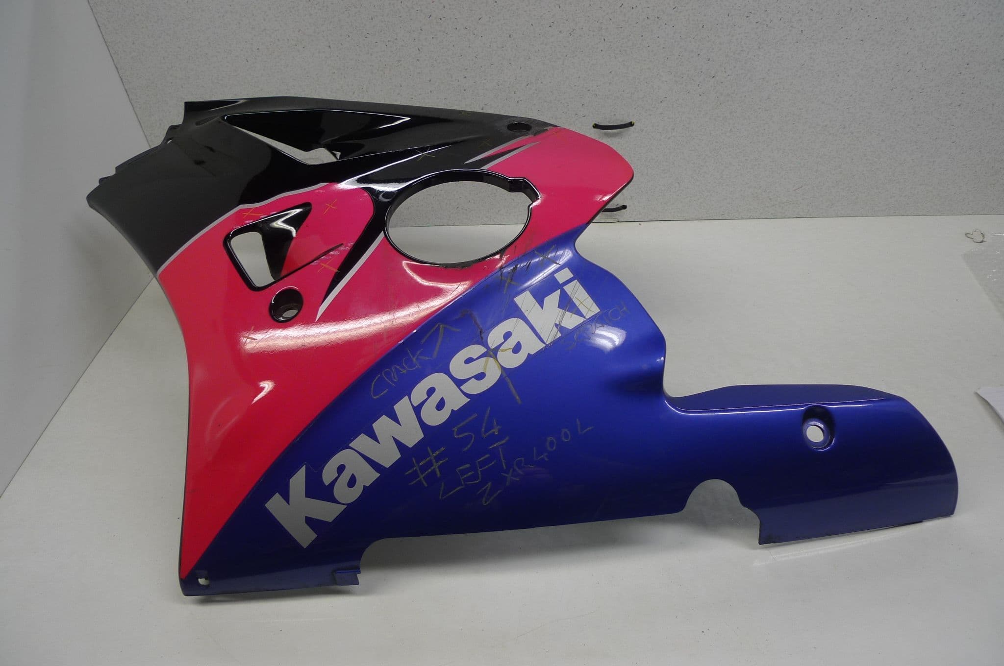 KAWASAKI ZXR400-L LEFT SIDE FAIRING 54 U4R