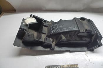 KAWASAKI ZZR 600 E BREAKING REAR FENDER UNDER TRAY (WEB-STOCK(LOC-C)