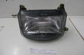 KAWASAKI ZZR600 BREAKING. FRONT HEADLIGHT #4 (LOC-C)