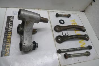 KAWASAKI ZZR600 BREAKING. REAR SUSPENSION LINKAGES #4 (LOC-C)