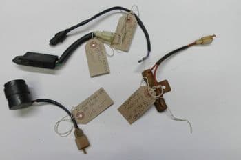 KEEWAY FACT JOB LOT OF ELECTRICAL RELAYS KEEWAY F-ACT BREAKING (LOC-A)